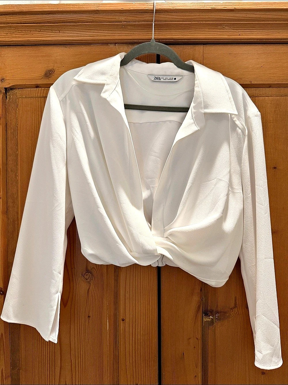Zara White Twist Front Cropped Blouse Size Large